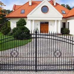 bramy-skrzydlowe-i-furtki-wisniowski-03